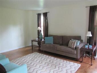 2050 Greenview Rd, Northbrook, IL 60062 - photo 2