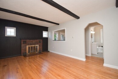 258 Shawmut St, Springfield, MA 01108 - photo 2