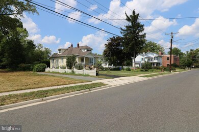 221 223 Grape St, Hammonton, NJ 08037 - photo 4