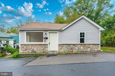 3510 Cemetery Cir, Knoxville, MD 21758 - photo 2