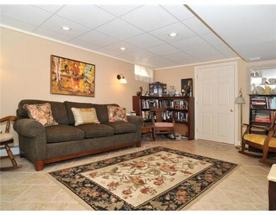 21 Commonwealth Ave, Barrington, RI 02806 - photo 5