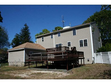 621 Logee St, Woonsocket, RI 02895 - photo 3