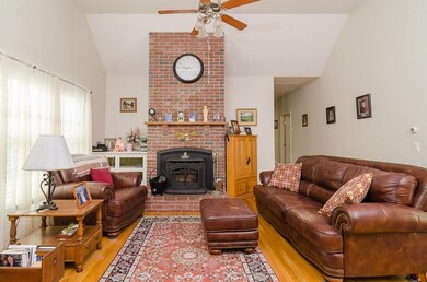 248 Valley St, Pembroke, MA 02359 - photo 2