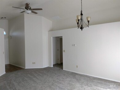 331 W Crestwood Dr, Nampa, ID 83686 - photo 7