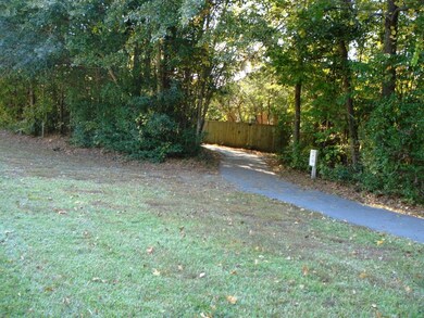 Lot in the Hamlets 016.JPG