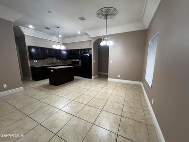 808 Desert Sky Dr, Horizon City, TX 79928 - photo 5