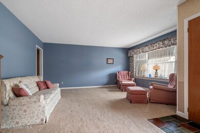 7-2351OldPostRd_07