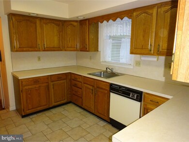 609 Stone Hill Rd, Shoemakersville, PA 19555 - photo 3