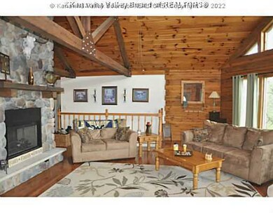 Den/Family/Great Room. Open ceilings, lots of wind