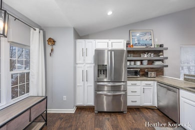 11347 Trent Dr SE, Lowell, MI 49331 - photo 5