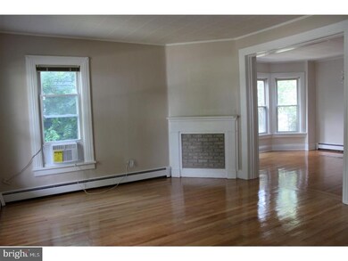 213 Morrison Ave unit 215, Hightstown, NJ 08520 - photo 3