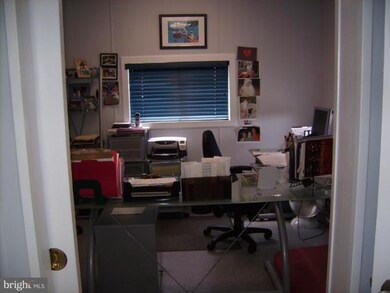 1700 Ednor Rd, Silver Spring, MD 20905 - photo 2