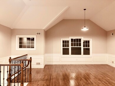 28 Dorothea Place unit 2, Staten Island, NY 10306 - photo 2