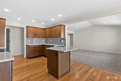 900 N Newport Loop, East Wenatchee, WA 98802 - photo 7