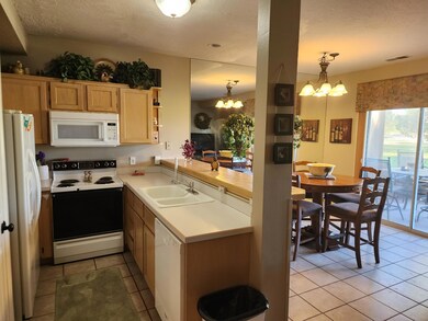kitchen/Diningroom