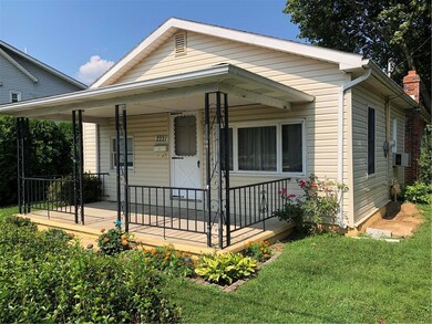 2221 N 3rd Ave, Whitehall, PA 18052 - photo 2