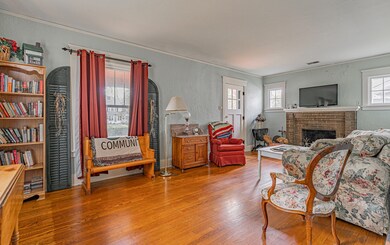 1022 Tremont St, Lincoln, IL 62656 - photo 7