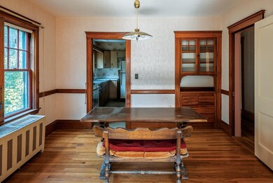 661 Hammond St, Chestnut Hill, MA 02467 - photo 3