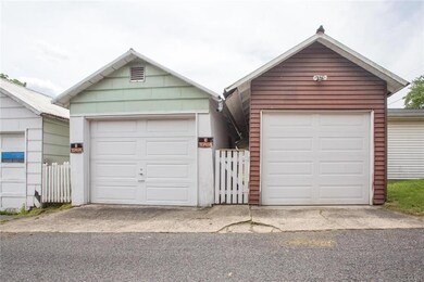 3006 S 3rd St, Whitehall, PA 18052 - photo 2