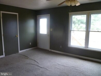 2106 Back Creek Valley Rd, Hedgesville, WV 25427 - photo 3