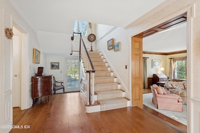 03 Foyer