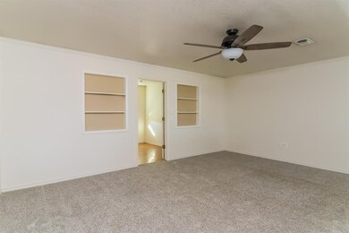 1102 Shady Grove Dr, Granbury, TX 76049 - photo 5