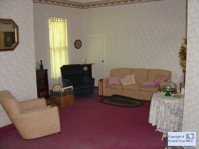 510 W Hopkins St, San Marcos, TX 78666 - photo 2