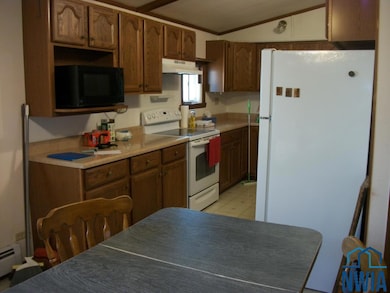 412 Spruce St, Aurelia, IA 51005 - photo 6