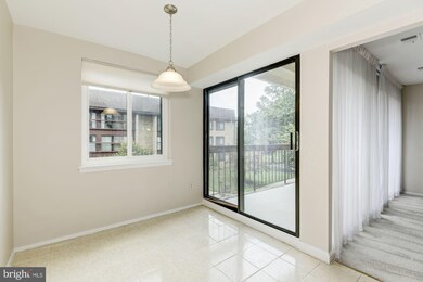 Treebrooke unit 207, Oakton, VA 22124 - photo 7