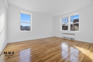 The Winston Apartments unit 3-J, Briarwood, NY 11435 - photo 7