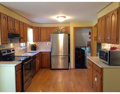 7 Stone St, Middleboro, MA 02346 - photo 6