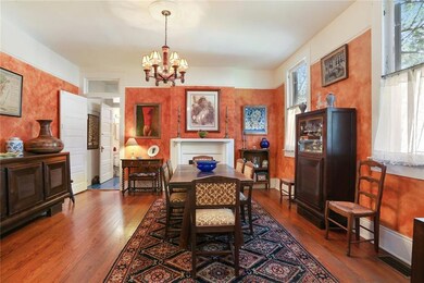Dining Room 8321
