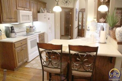 6238 SW 38th Ct, Topeka, KS 66610 - photo 3