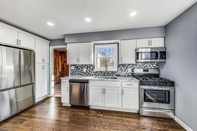 12713 W Atlantic Ave, Waukegan, IL 60085 - photo 5