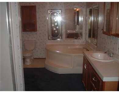 Master Bath/Spa.