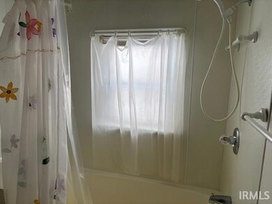 116 E Stephenson St, Marion, IN 46952 - photo 7