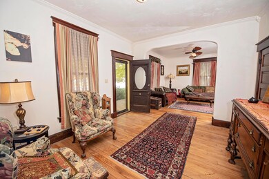 1402 East Cherry St (4)
