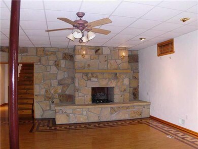 Family Room.