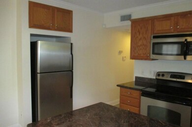 KITCHEN OPPOSITE VIEW