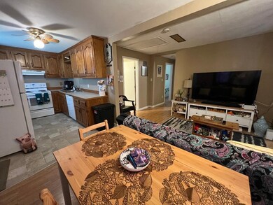 28 Overland St, Manchester, NH 03103 - photo 6