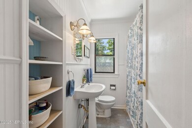 22-web-or-mls-112 S 14th St-35