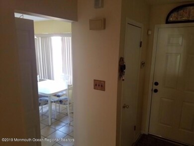 61fieldcrestentry1