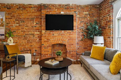 974 N High St Unit A-10