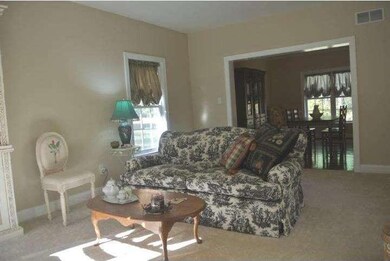 909 Fairview Rd, Glenmoore, PA 19343 - photo 2