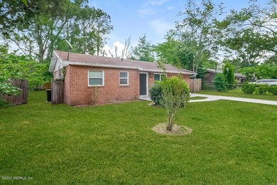 5653 Green Forest Dr, Jacksonville, FL 32244 - photo 2