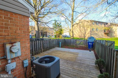 11526 Laurelwalk Dr, Laurel, MD 20708 - photo 4