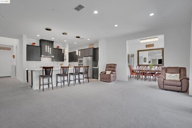 2281 Garden Farms Ave, Lathrop, CA 95330 - photo 7