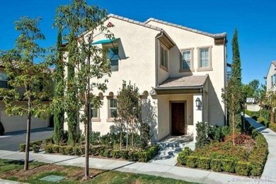Front facing to neighbor street to easy access