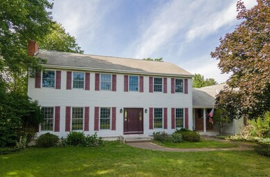 2823 Whitmyer Dr, Schenectady, NY 12309 - photo 2