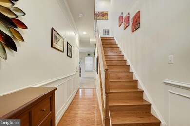 4147 Timber Log Way, Fairfax, VA 22030 - photo 2